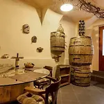 Beer & Wine Cellar Lägenhet *