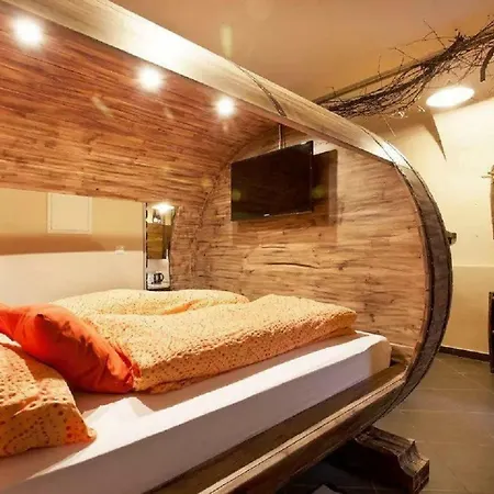 Апартаменты Beer & Wine Cellar *