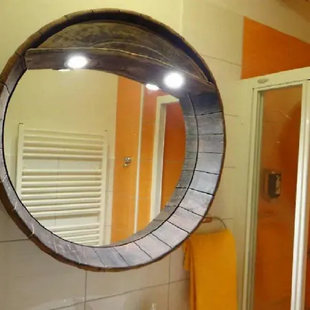 Lägenhet Beer & Wine Cellar *