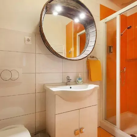 Beer & Wine Cellar *